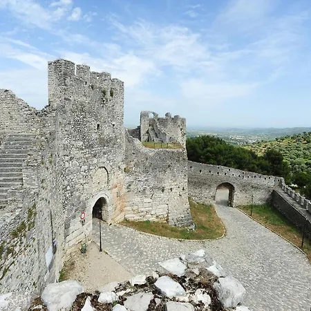 Castle 4*