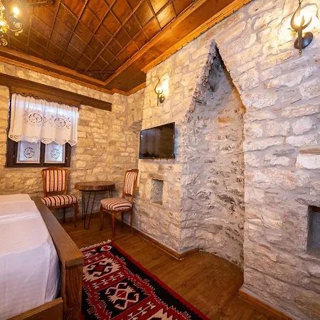 Castle Hotel