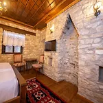 Castle Otel
