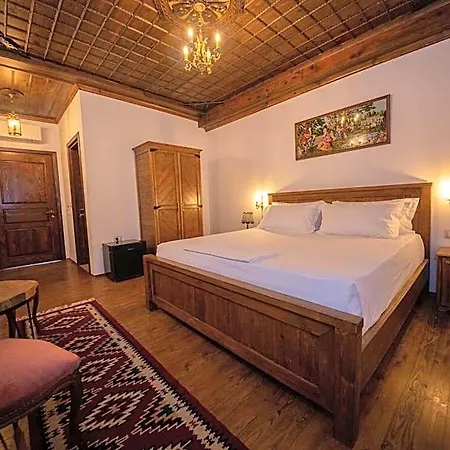 Castle فندق بيرات