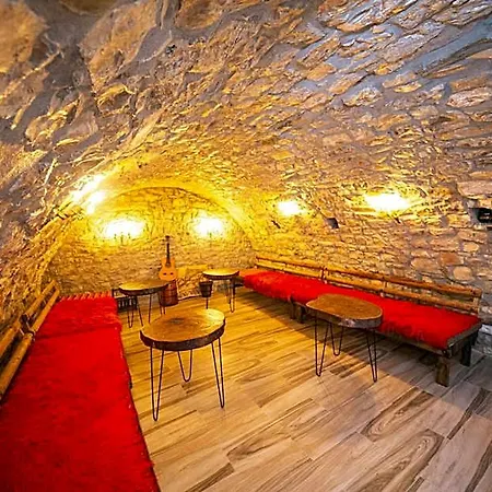 Castle 4*